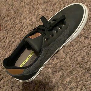 Vans Deluxe Comfort Men’s Shoes